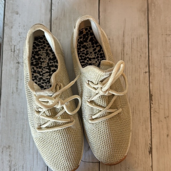 Urban Sport Beige Knit Casual Sneakers Breathable Mesh Lace-Up Comfort Size 6 - Picture 9 of 9